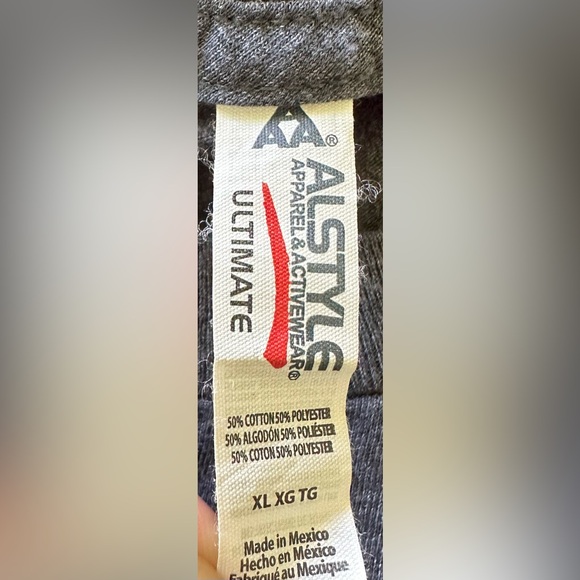 Kanaka Ikaika Racing Association T-Shirt - Picture 4 of 4